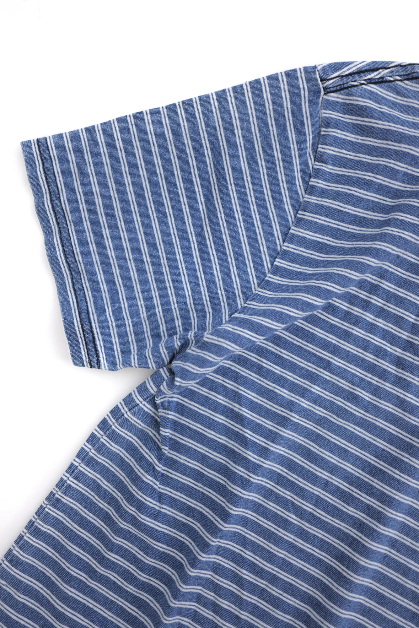 BLUE BLUE JAPAN Tee shirt Bleu vintage, passéist — photo 4