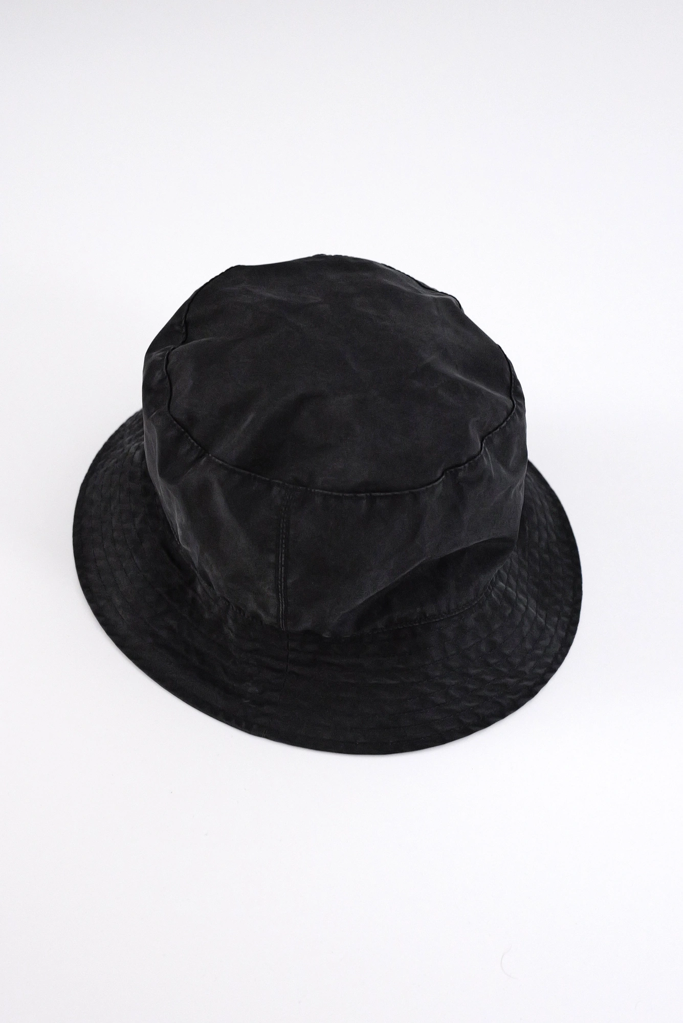 KIJIMA TAKAYUKI Chapeau / bonnet en soie Noir vintage, passéist — photo 1