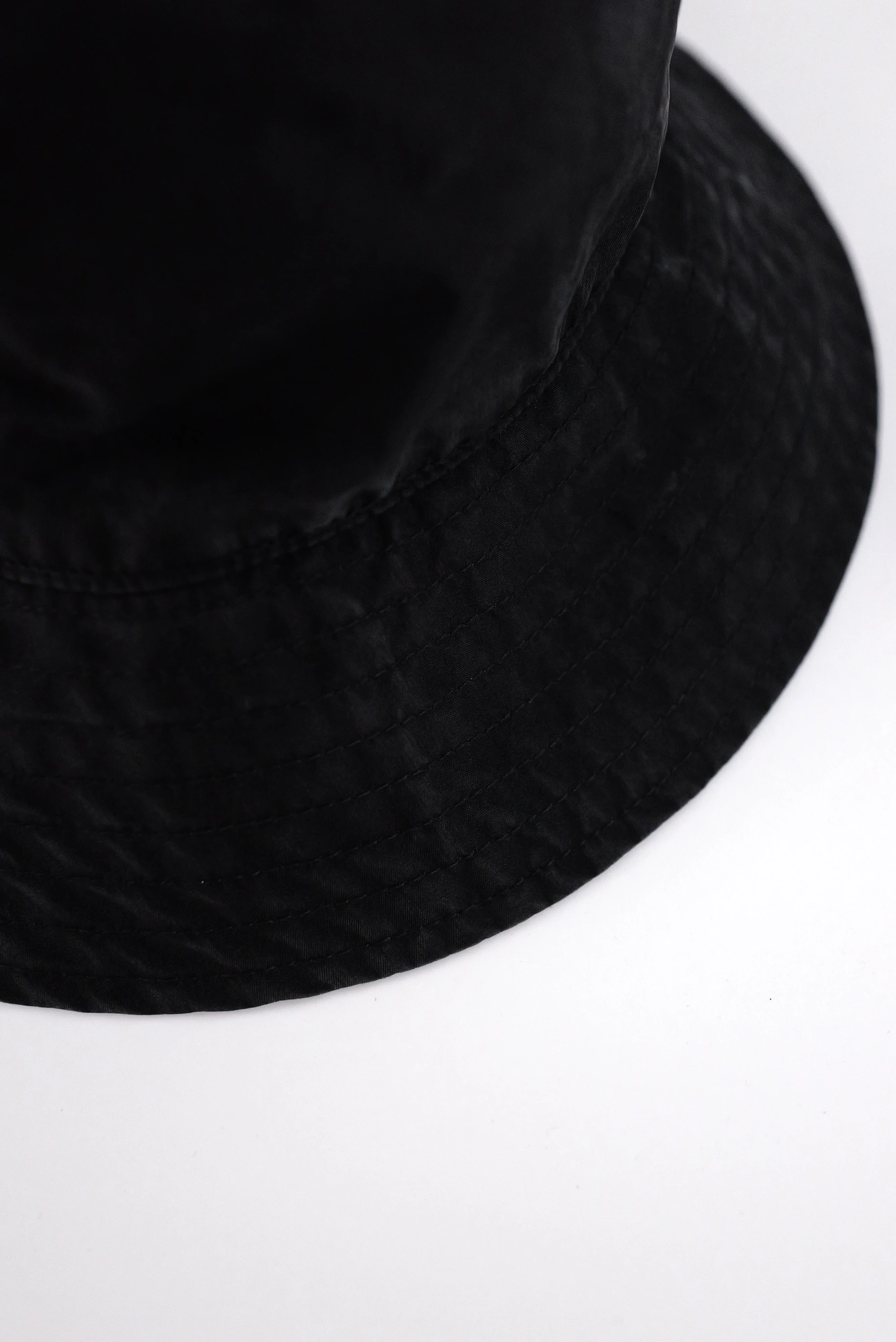 KIJIMA TAKAYUKI Chapeau / bonnet en soie Noir vintage, passéist — photo 10