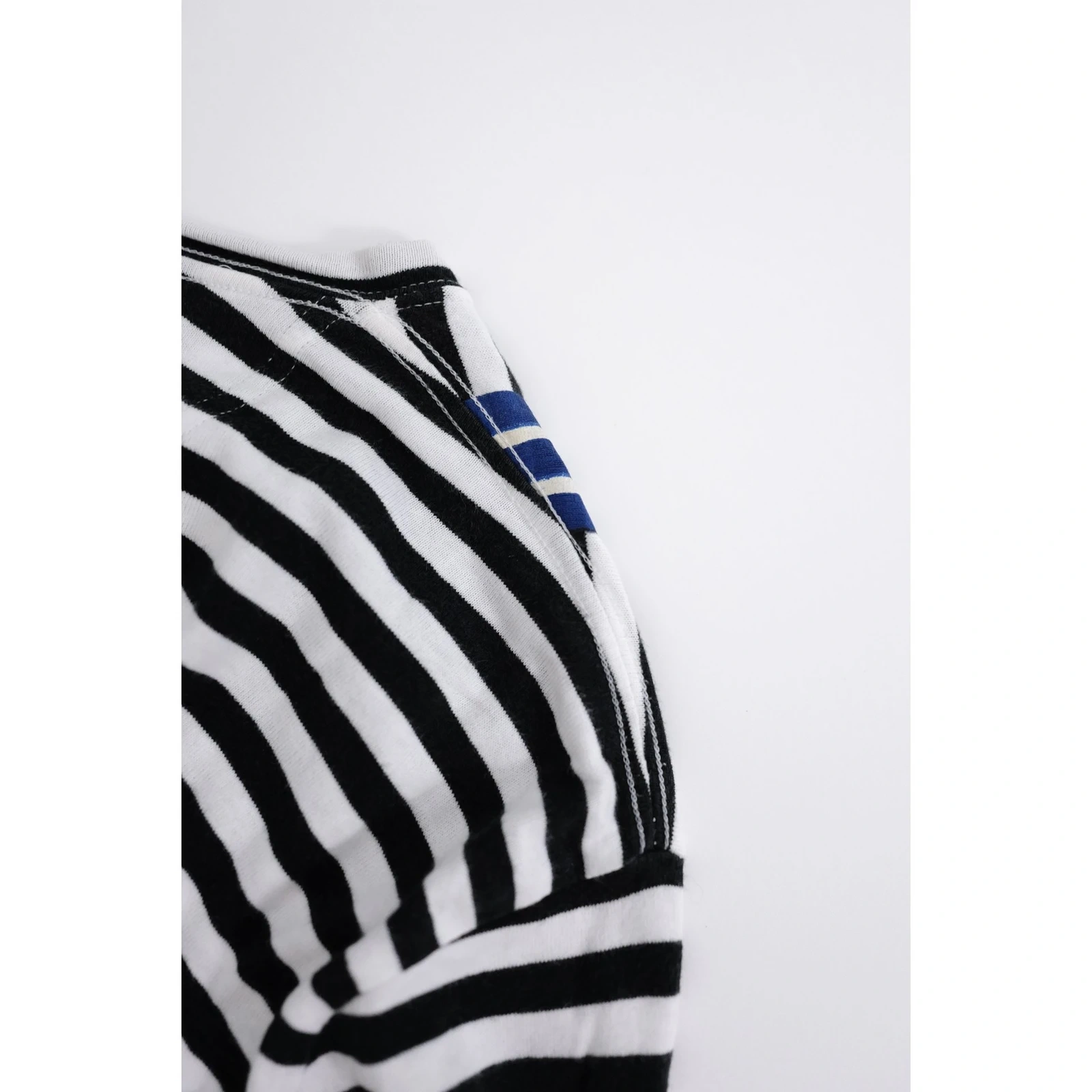 TSUMORI CHISATO Tee shirt Noir vintage, passéist — photo 13