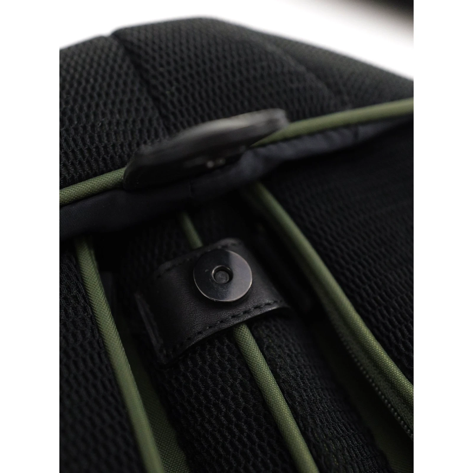 ISSEY MIYAKE Sac Noir vintage, passéist — photo 8